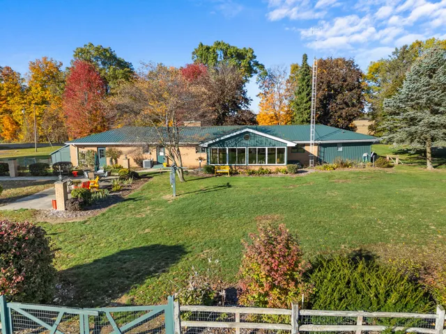 $359,900 | 8031 Anderson Road, Litchfield, MI 49252