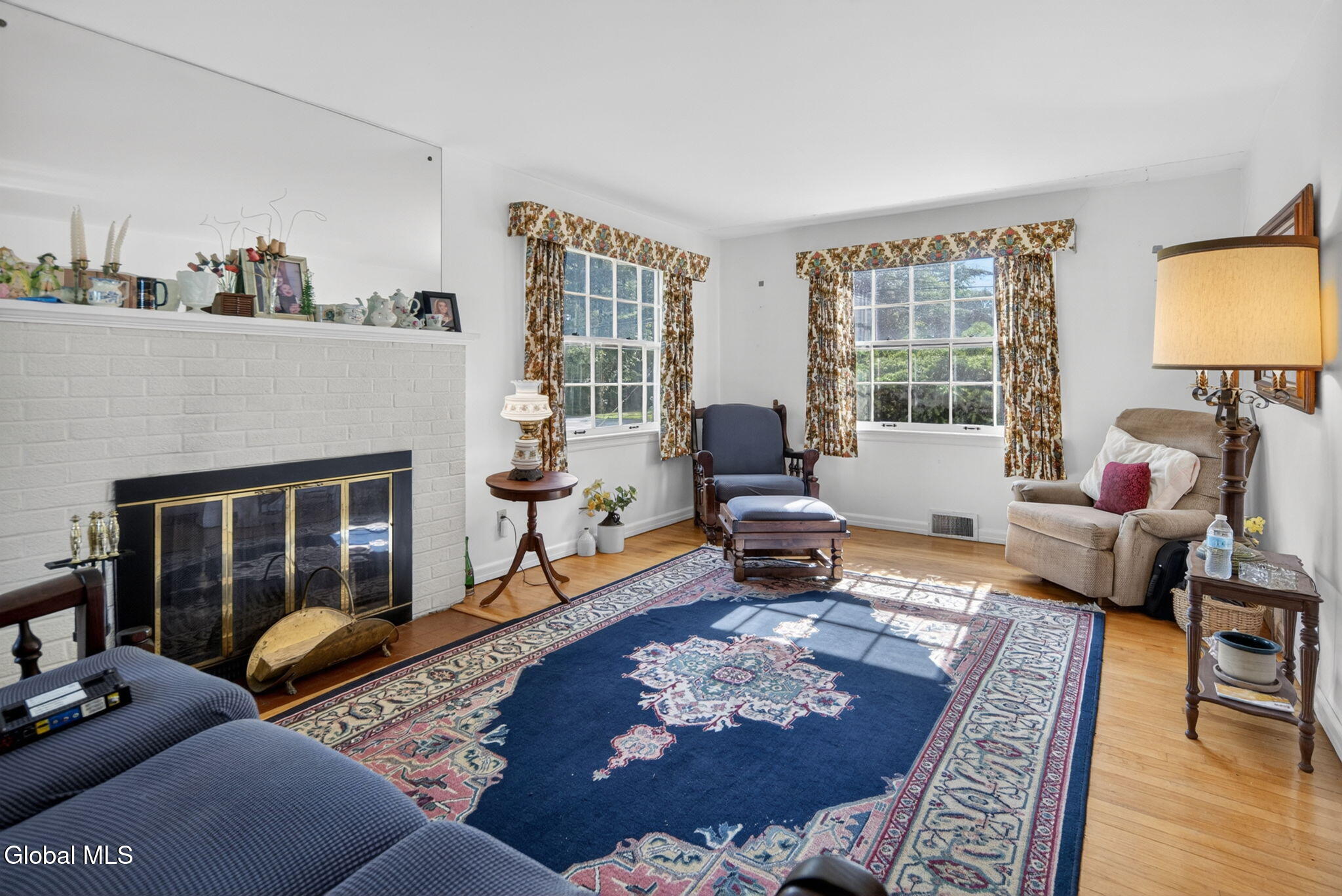 2232 Balltown Road Niskayuna, NY 12309 - Photo 10 of 25 9-web-or-mls-DSC01163