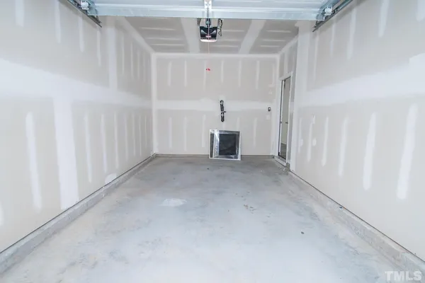 a view of a livingroom with an empty space