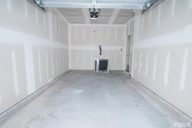 a view of a livingroom with an empty space