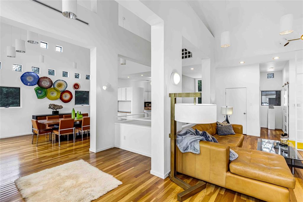 20 Summit Place Cedar Hill, TX 75104 - Photo 12 of 35 a living room with furniture and wooden floor