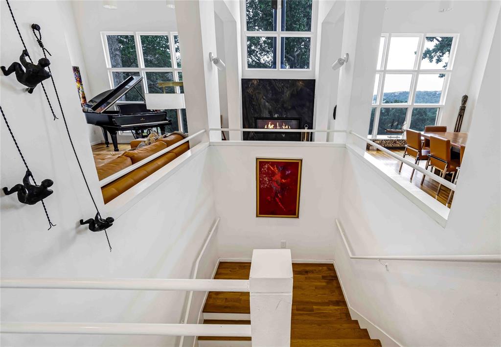 20 Summit Place Cedar Hill, TX 75104 - Photo 16 of 35 a living room with furniture and a flat screen tv