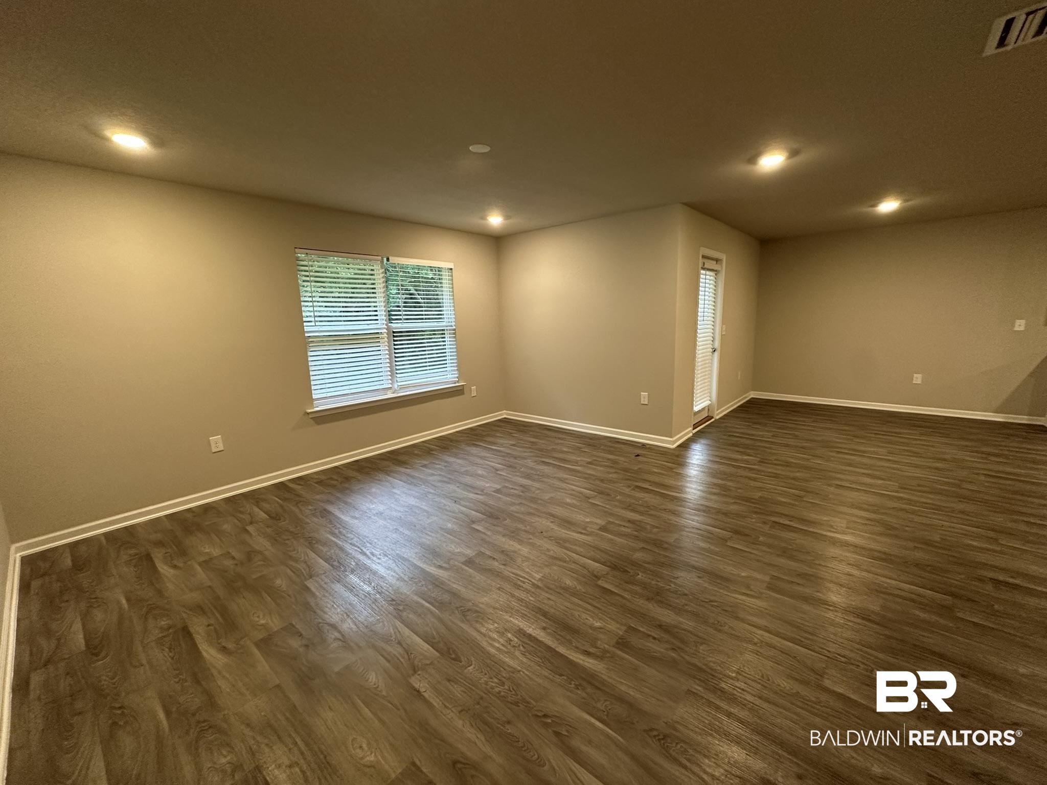 10449 Ruffian Route Daphne, AL 36526 - Photo 11 of 17