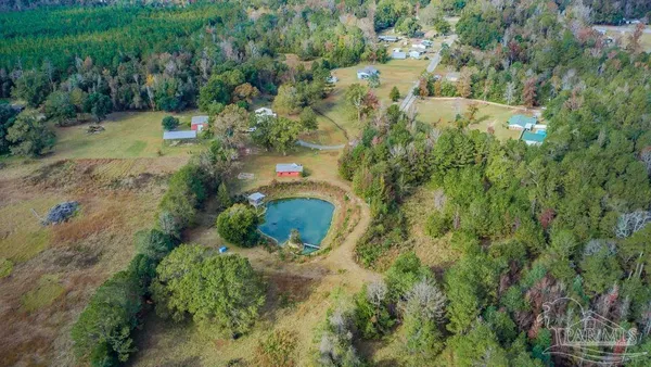 $189,000 | 296 Salters Lake Road, Century, FL 32535