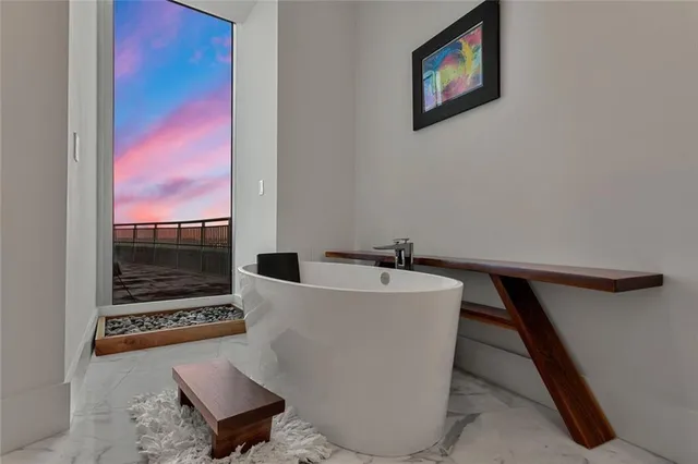 $9,500 | 3338 Peachtree Road Northeast, Unit 3501, Atlanta, GA 30326