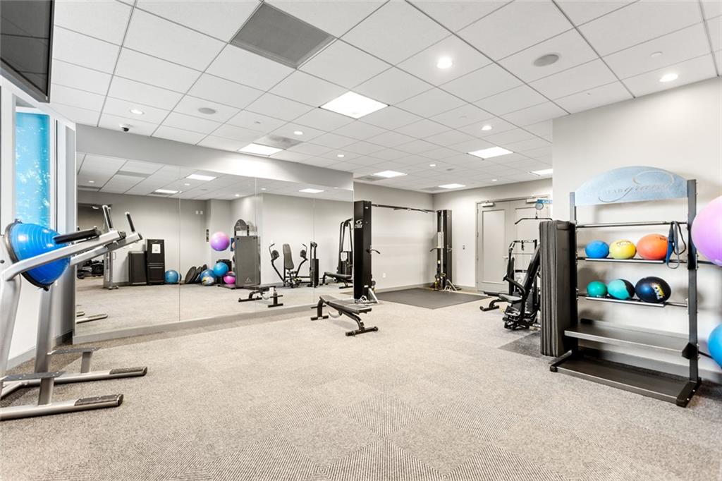 3338 Peachtree Road Northeast, Unit 3501 Atlanta, GA 30326 - Photo 46 of 46 a view of a room with gym equipment