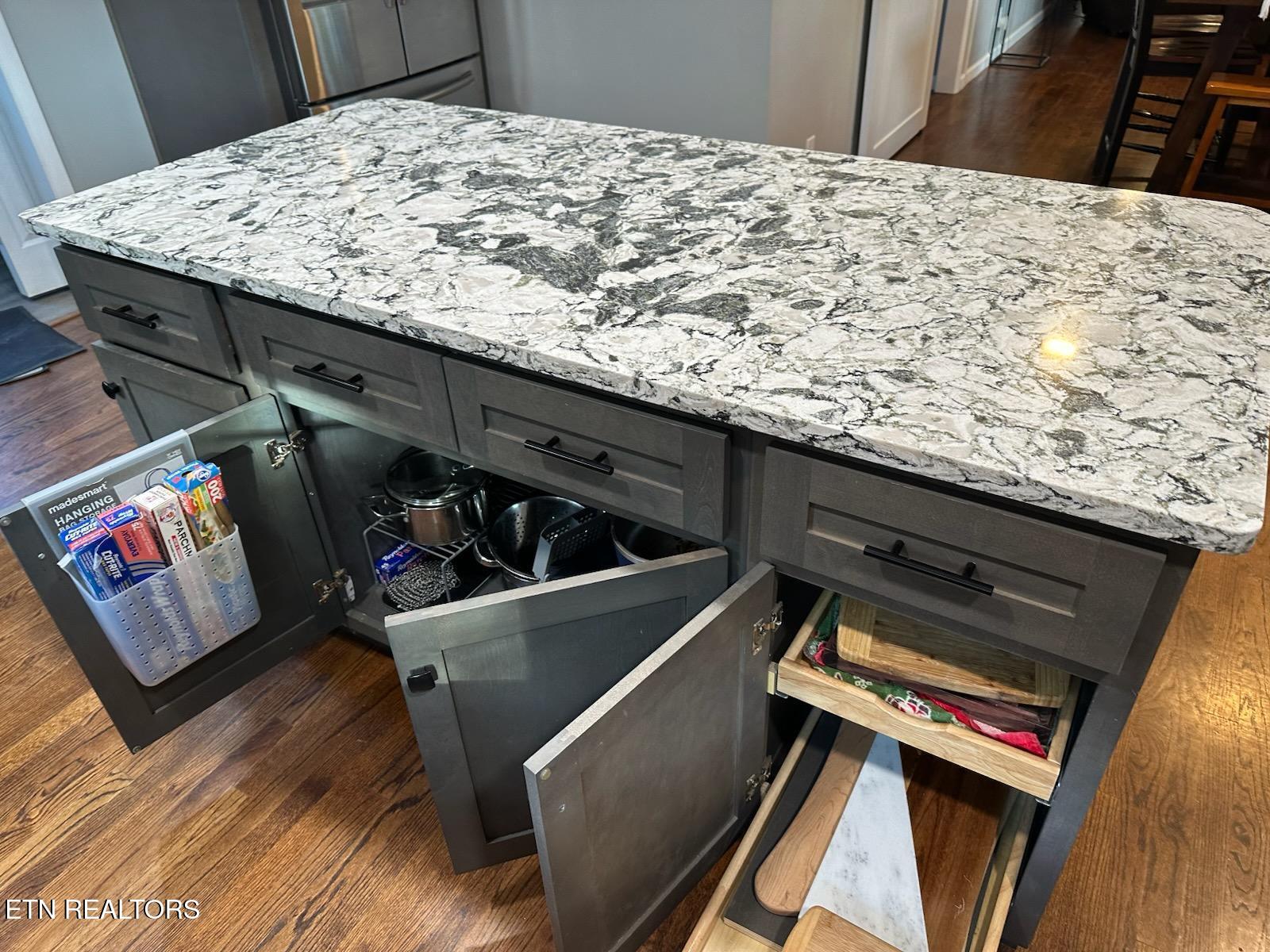 8024 Sharp Road Powell, TN 37849 - Photo 20 of 55 IMG956468