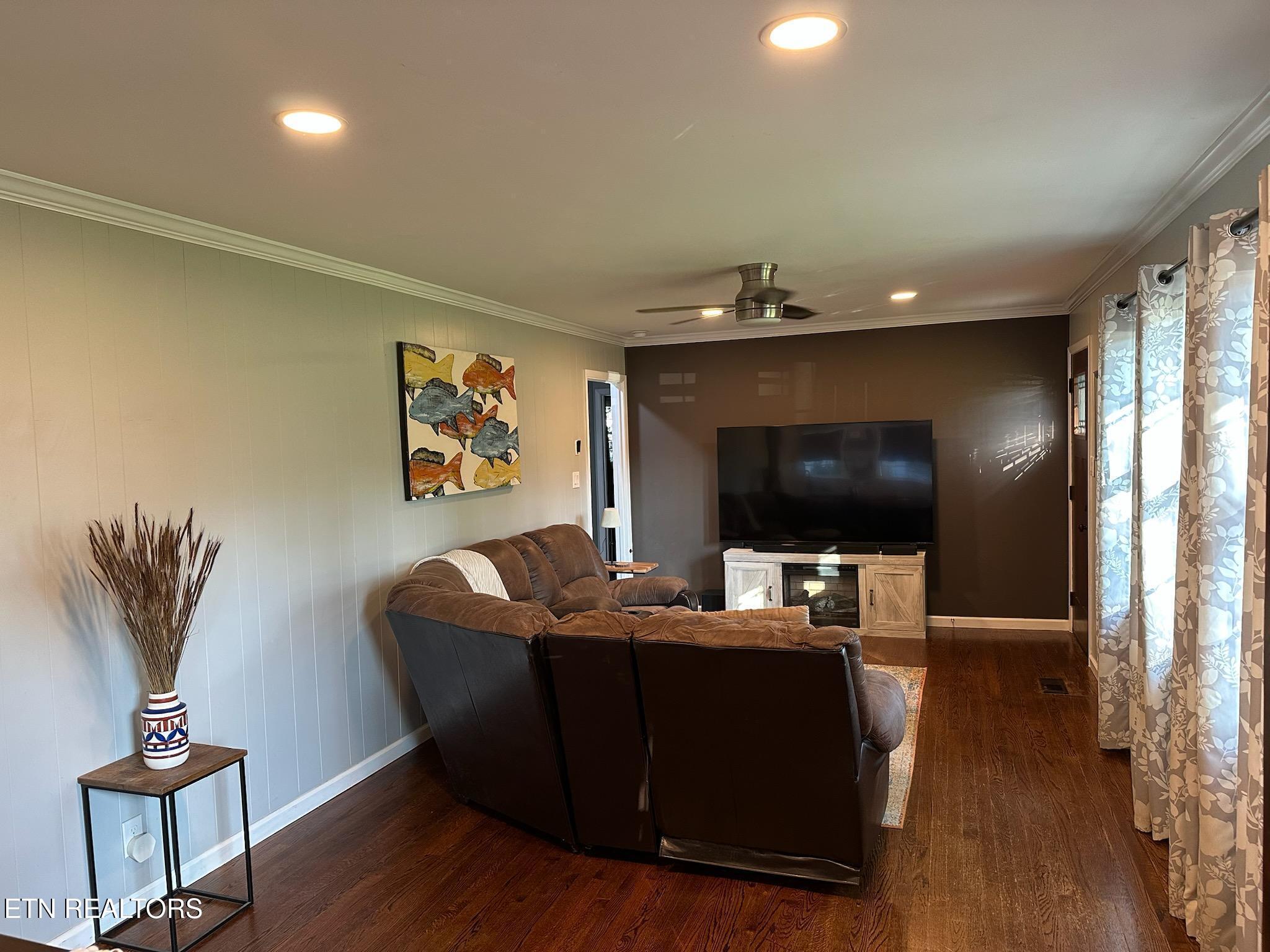 8024 Sharp Road Powell, TN 37849 - Photo 31 of 55 IMG956520