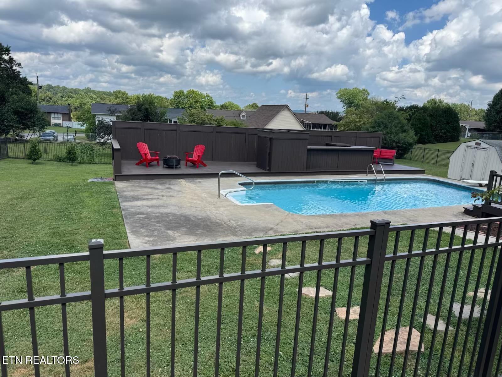 8024 Sharp Road Powell, TN 37849 - Photo 5 of 55 IMG957333