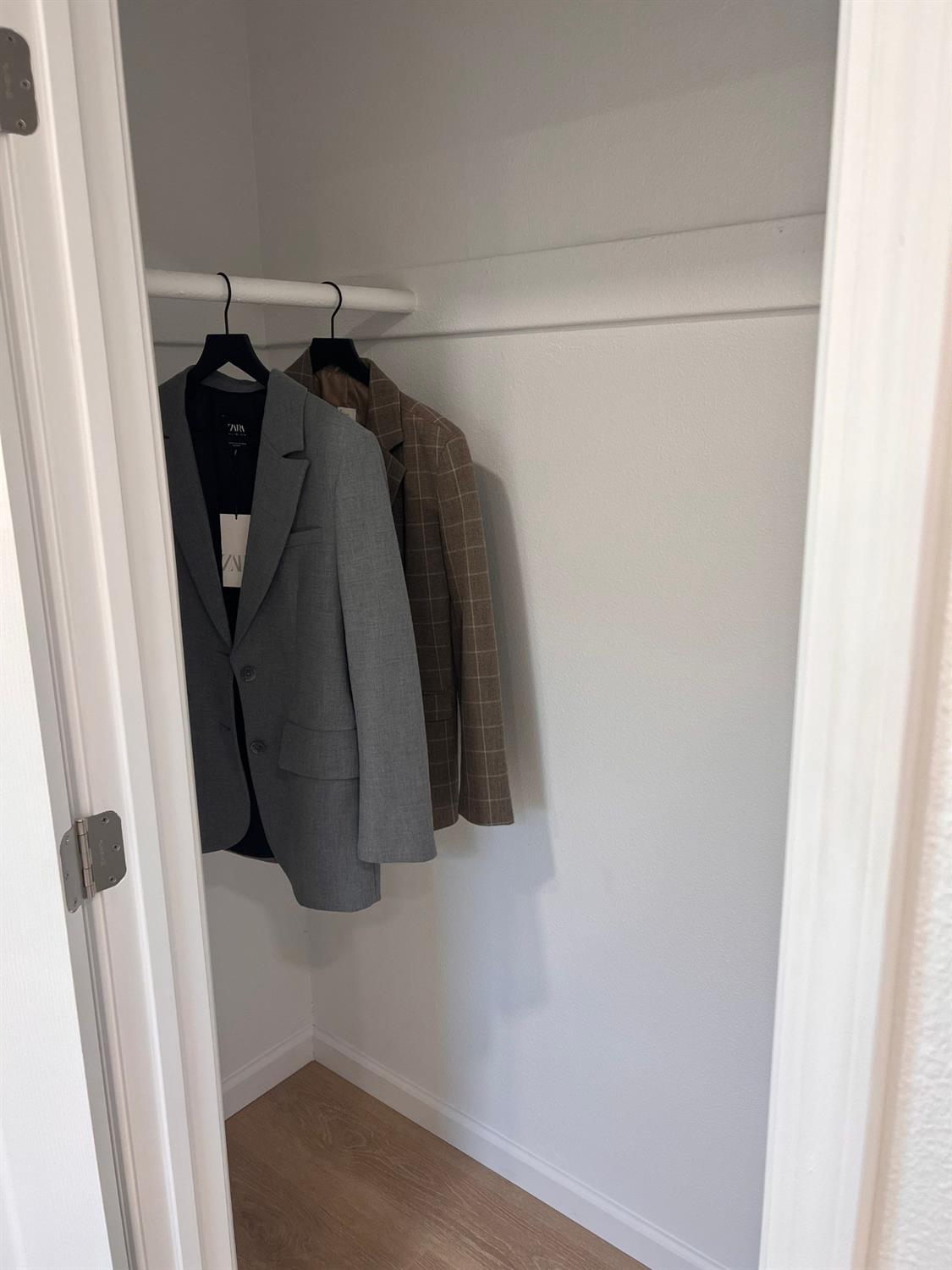 907 South 7th Street Fresno, CA 93702 - Photo 23 of 29 a view of walk in closet