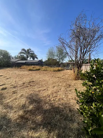 $280,000 | 907 South 7th Street, Fresno, CA 93702