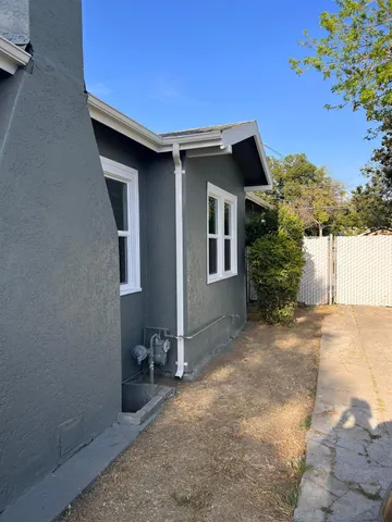 $280,000 | 907 South 7th Street, Fresno, CA 93702