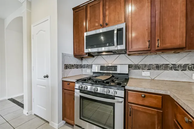 $437,777 | 2601 Hewn Rock Way, Pearland, TX 77584