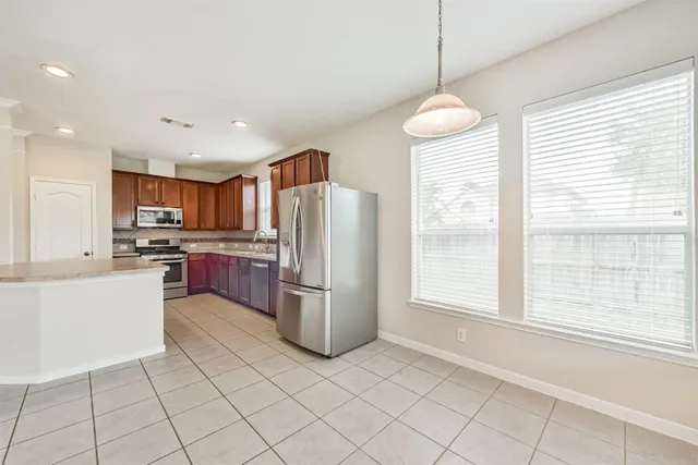 $437,777 | 2601 Hewn Rock Way, Pearland, TX 77584