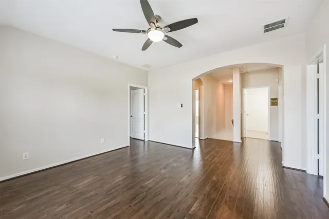 $437,777 | 2601 Hewn Rock Way, Pearland, TX 77584