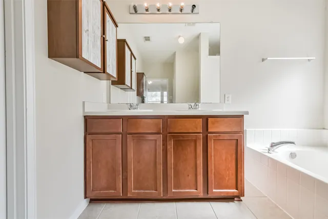 $437,777 | 2601 Hewn Rock Way, Pearland, TX 77584