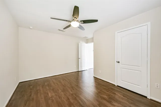 $437,777 | 2601 Hewn Rock Way, Pearland, TX 77584