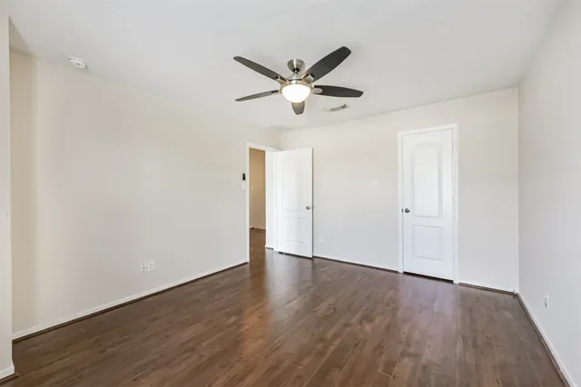 $437,777 | 2601 Hewn Rock Way, Pearland, TX 77584