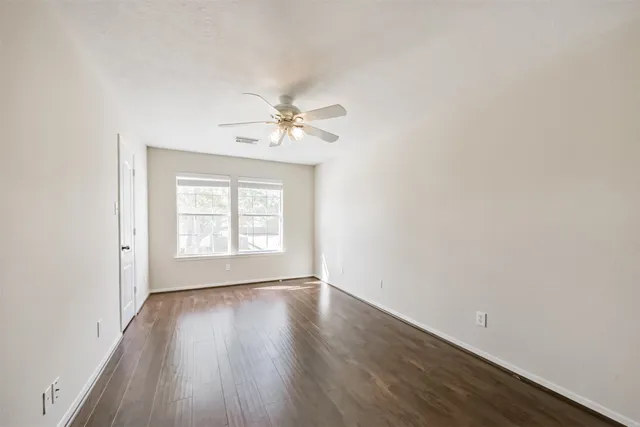 $437,777 | 2601 Hewn Rock Way, Pearland, TX 77584