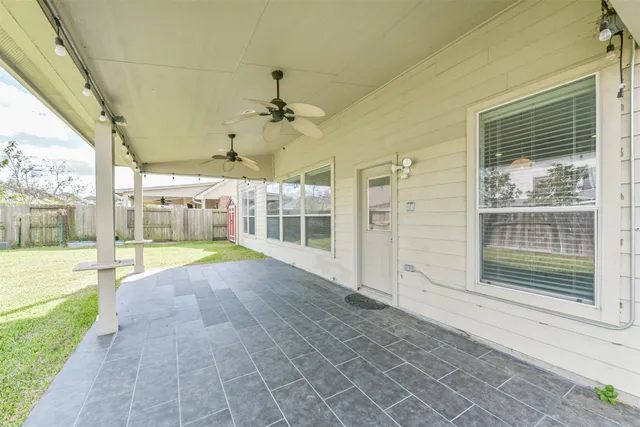 $437,777 | 2601 Hewn Rock Way, Pearland, TX 77584