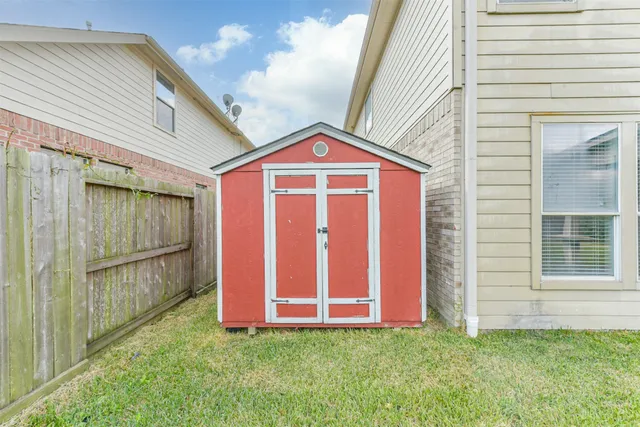 $437,777 | 2601 Hewn Rock Way, Pearland, TX 77584