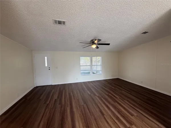 $184,900 | 300 South Hankin Road, Bartow, FL 33830