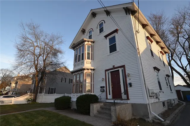 $719,000 | 24 Arnold Street, Lincoln, RI 02865