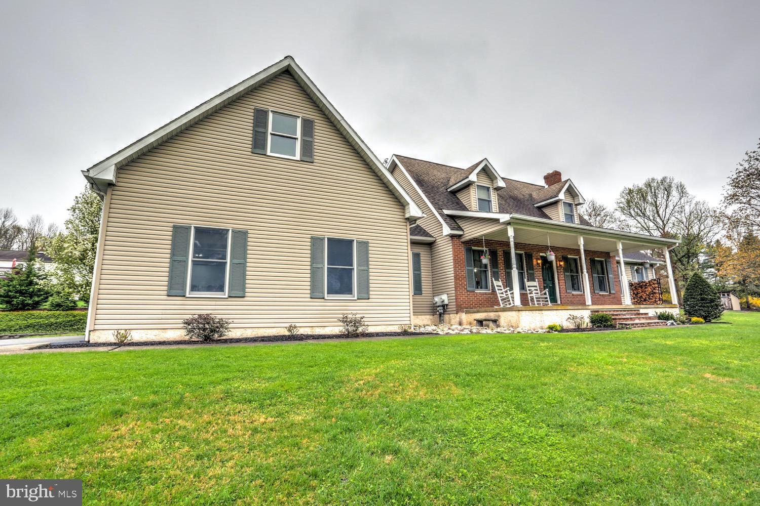 2075 Young Road Pottstown, PA 19465 - Photo 4 of 66