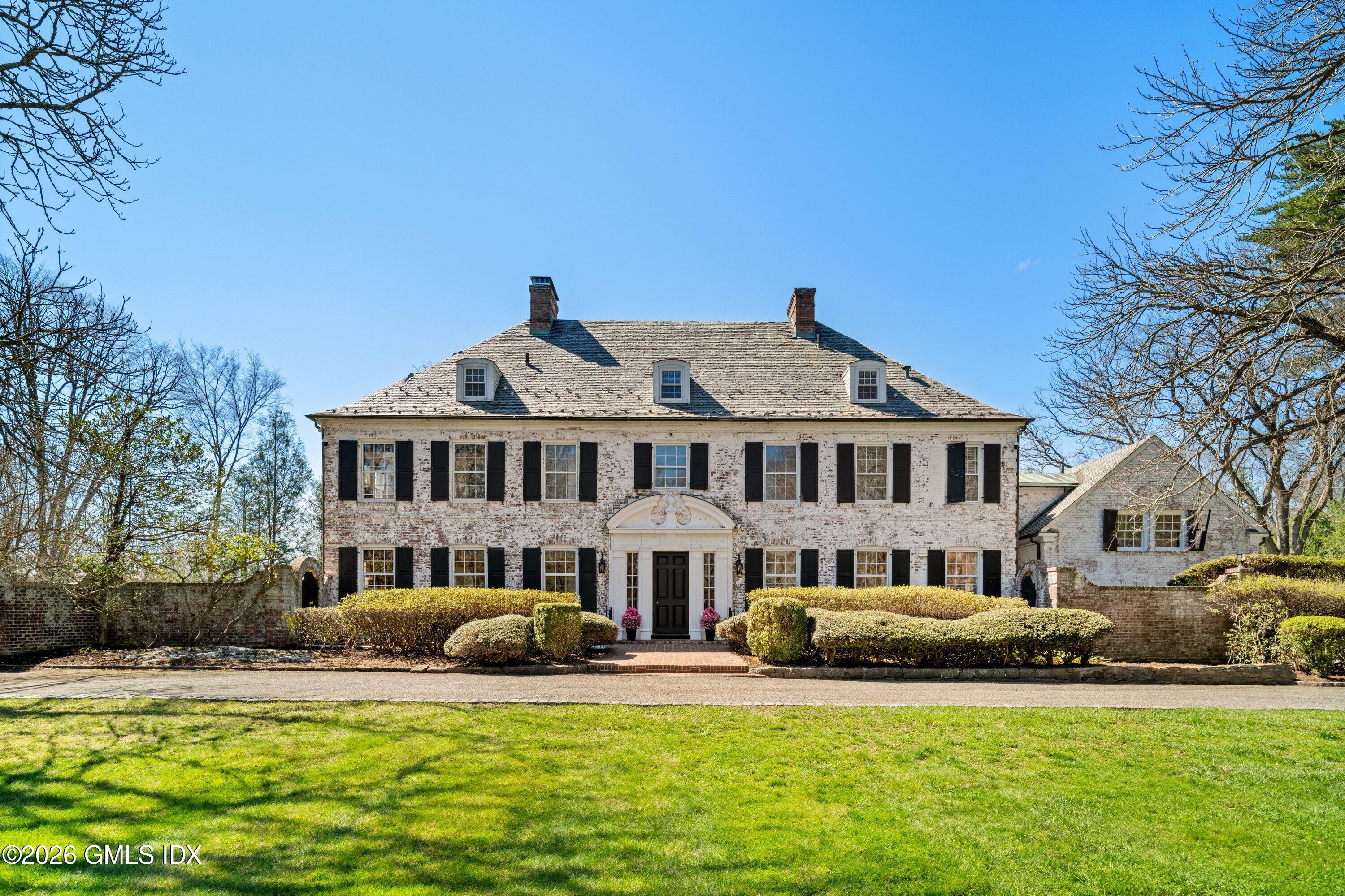 001-131PeckslandRoad-Greenwich-CT-06831-