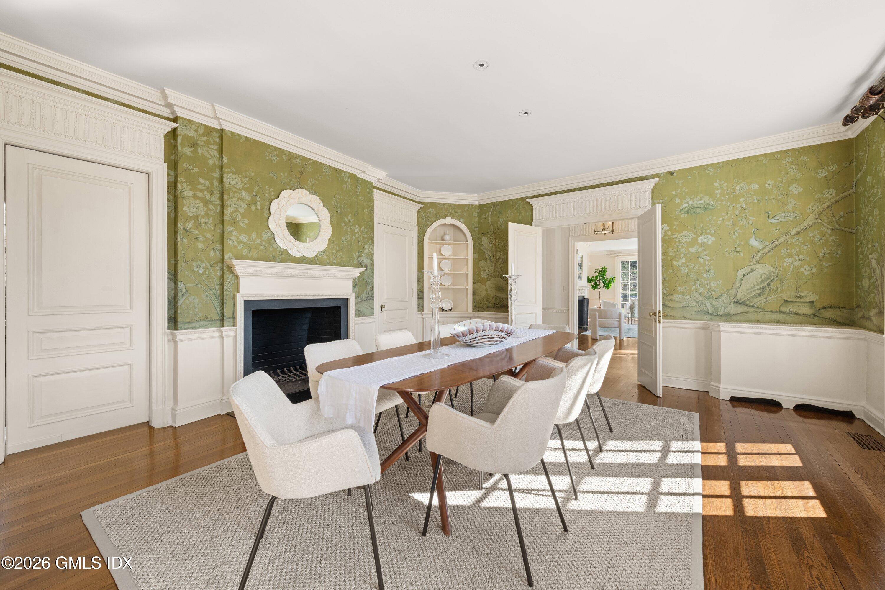 131 Pecksland Road Greenwich, CT 06831 - Photo 11 of 36 034-131PeckslandRoad-Greenwich-CT-06831-