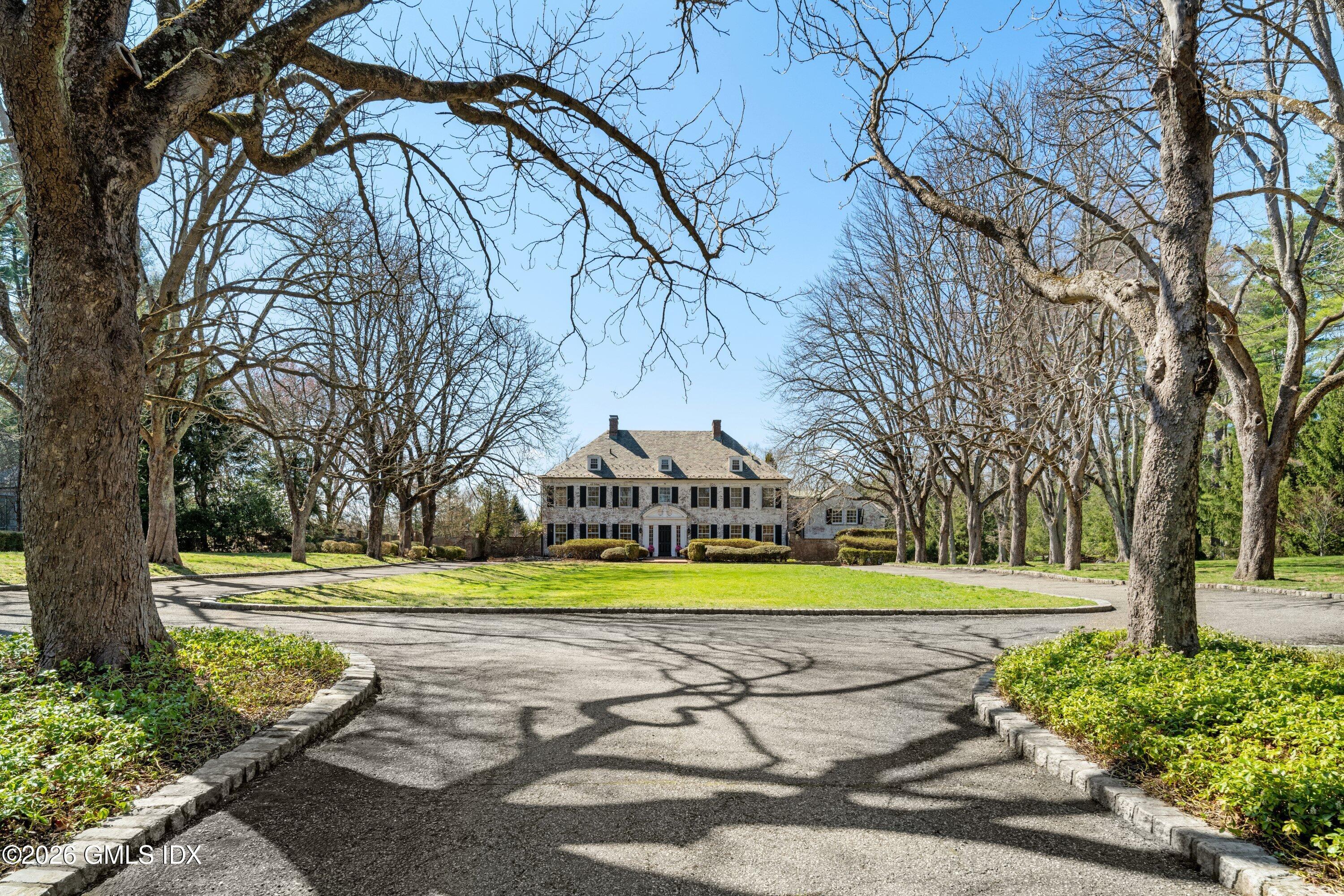 131 Pecksland Road Greenwich, CT 06831 - Photo 2 of 36 006-131PeckslandRoad-Greenwich-CT-06831-