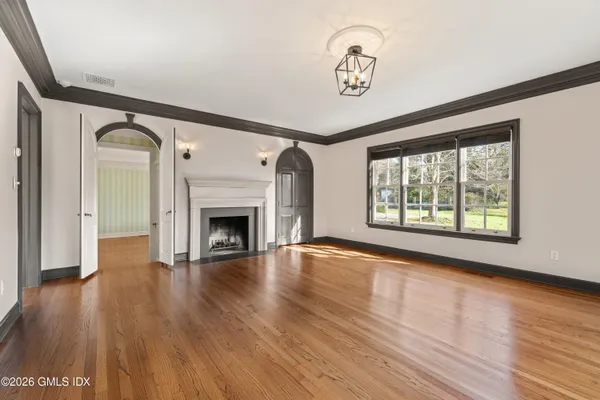 $6,700,000 | 131 Pecksland Road, Greenwich, CT 06831