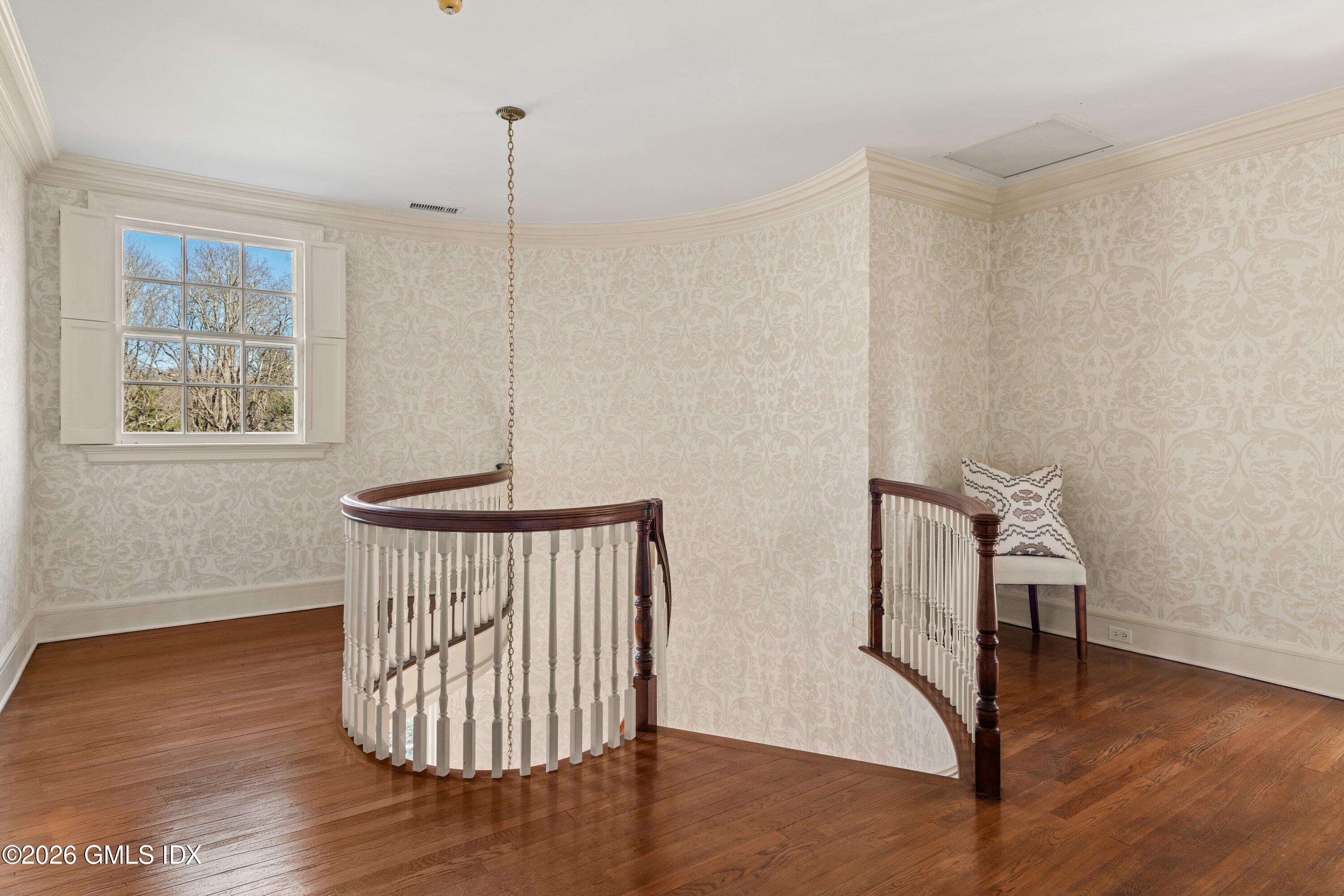 131 Pecksland Road Greenwich, CT 06831 - Photo 22 of 36 056-131PeckslandRoad-Greenwich-CT-06831-