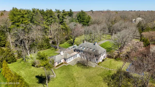 $6,700,000 | 131 Pecksland Road, Greenwich, CT 06831