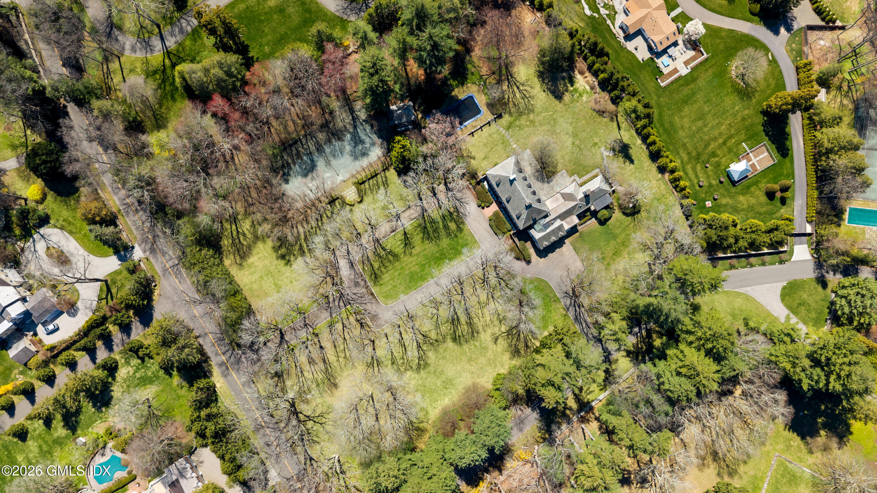 131 Pecksland Road Greenwich, CT 06831 - Photo 31 of 36 098-131PeckslandRoad-Greenwich-CT-06831-