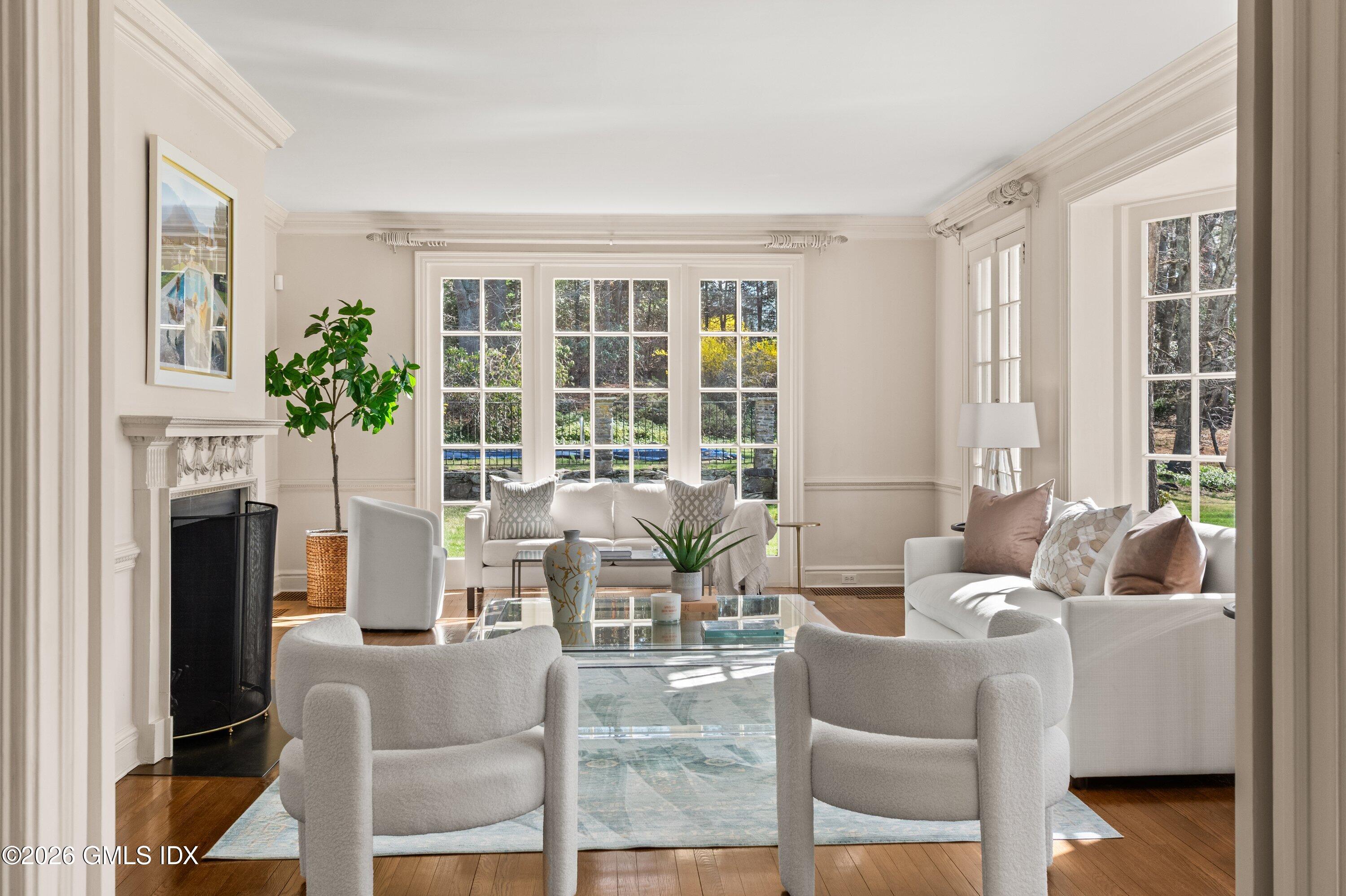 131 Pecksland Road Greenwich, CT 06831 - Photo 7 of 36 026-131PeckslandRoad-Greenwich-CT-06831-