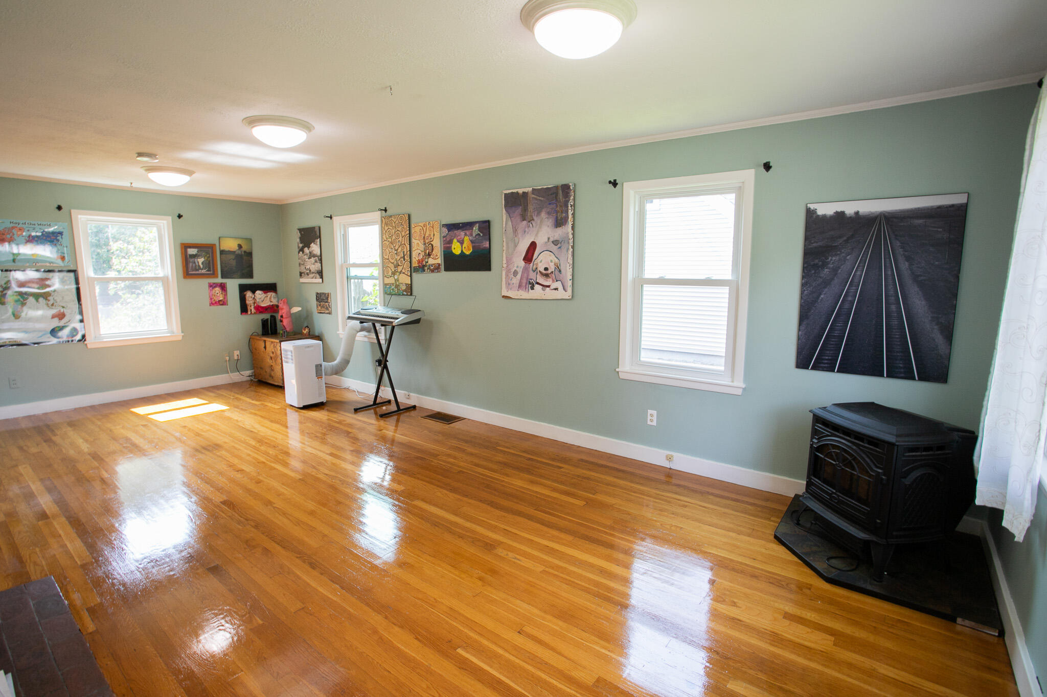 95 Silver Road Bangor, ME 04401 - Photo 17 of 52 IMG_0347