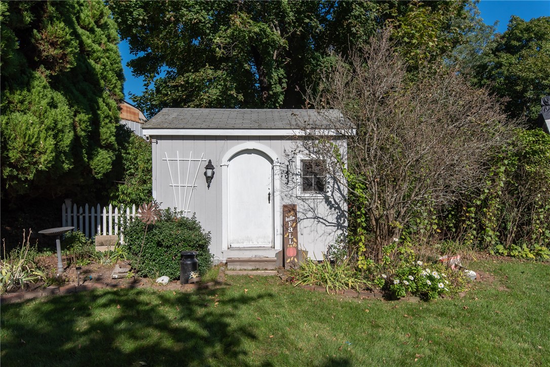 23 Scotland Road Cranston, RI 02920 - Photo 33 of 34 Gallery Image 33
