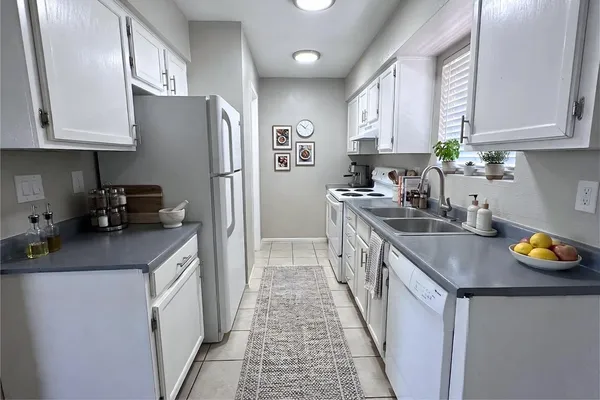 $1,350 | 707 West 1st Avenue, Unit 102, Mesa, AZ 85210