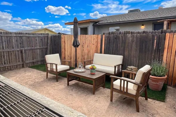 $1,350 | 707 West 1st Avenue, Unit 102, Mesa, AZ 85210