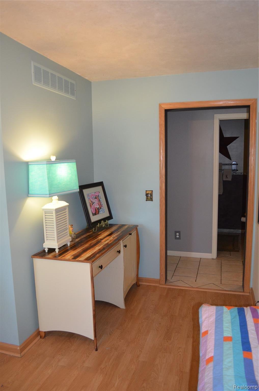 6237 Denton Hill Road Fenton, MI 48430 - Photo 23 of 81 DSC_0071.JPG