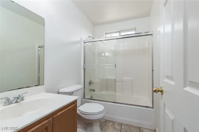 $1,695 | 550 Twilight Blue Avenue, North Las Vegas, NV 89032