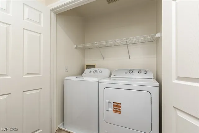 $1,695 | 550 Twilight Blue Avenue, North Las Vegas, NV 89032