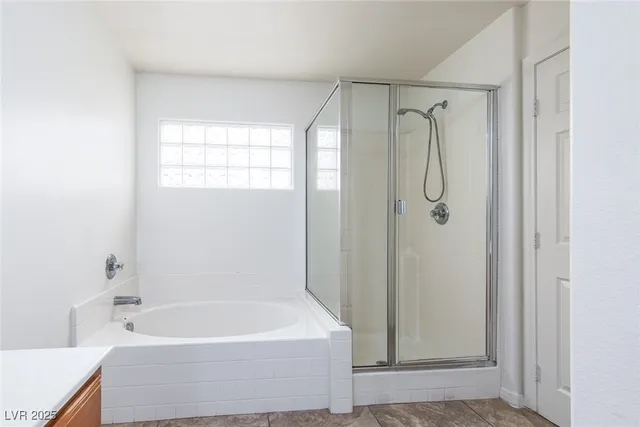 $1,695 | 550 Twilight Blue Avenue, North Las Vegas, NV 89032