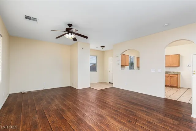 $1,695 | 550 Twilight Blue Avenue, North Las Vegas, NV 89032