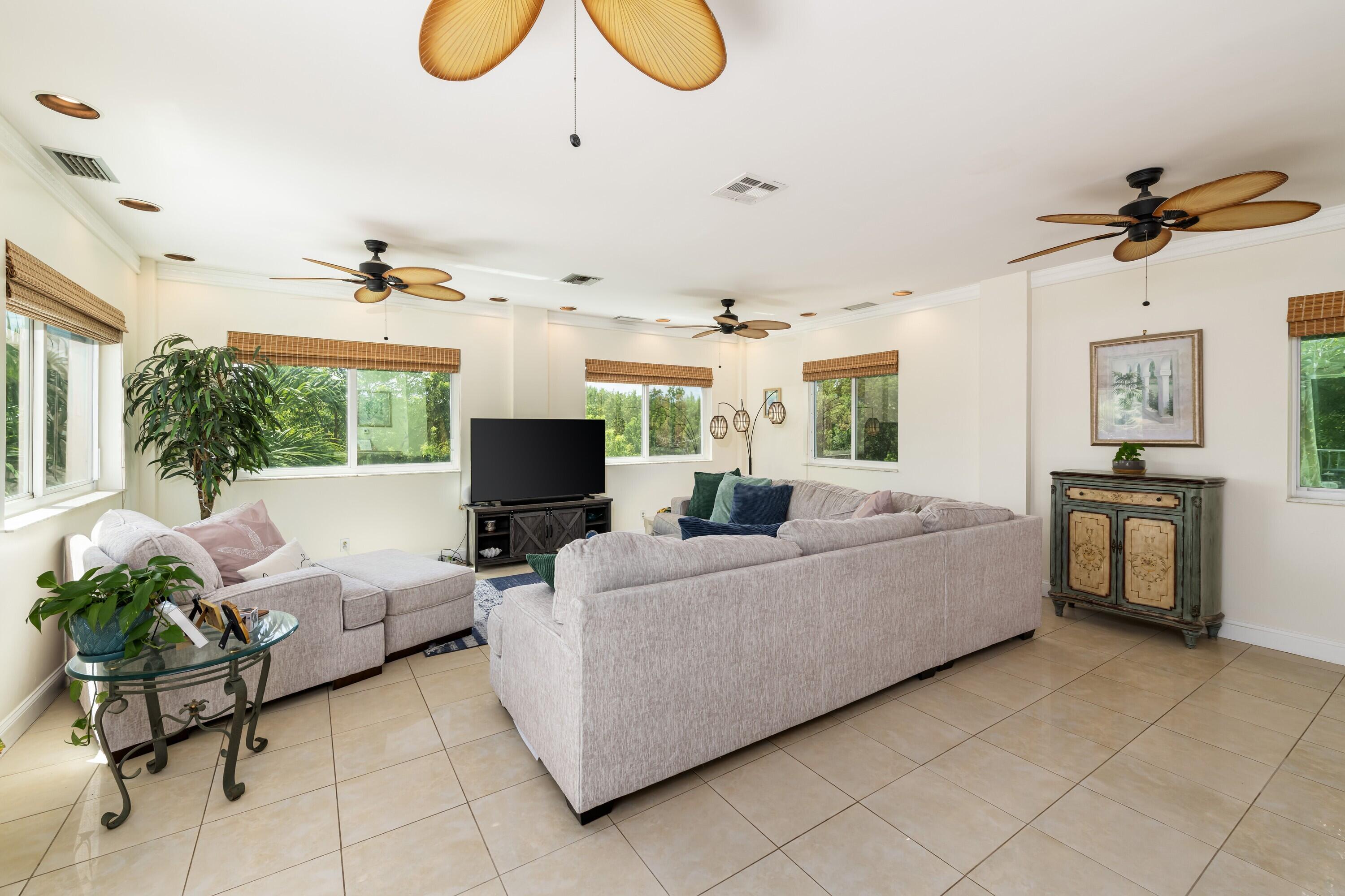 1 Trinidad Street Marathon, FL 33050 - Photo 12 of 37 Duck_Key_1_Trinidad_Duck_Key_1_Trinidad_