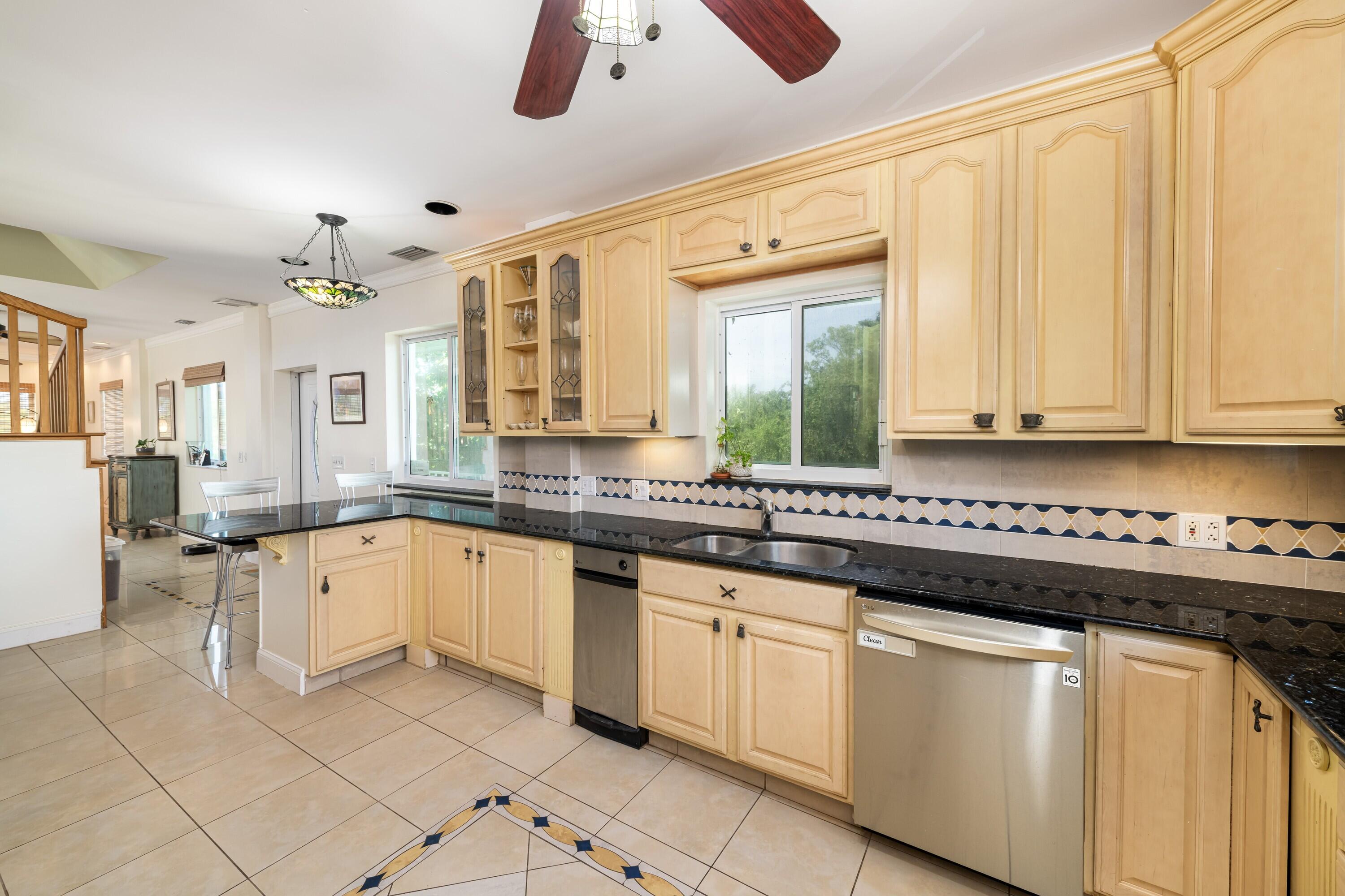 1 Trinidad Street Marathon, FL 33050 - Photo 15 of 37 Duck_Key_1_Trinidad_Duck_Key_1_Trinidad_