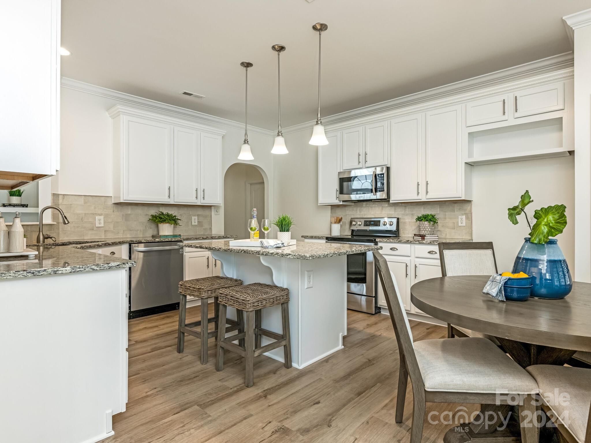 3337 Cole Mill Road Charlotte, NC 28270 - Photo 8 of 25 Gallery Image 8