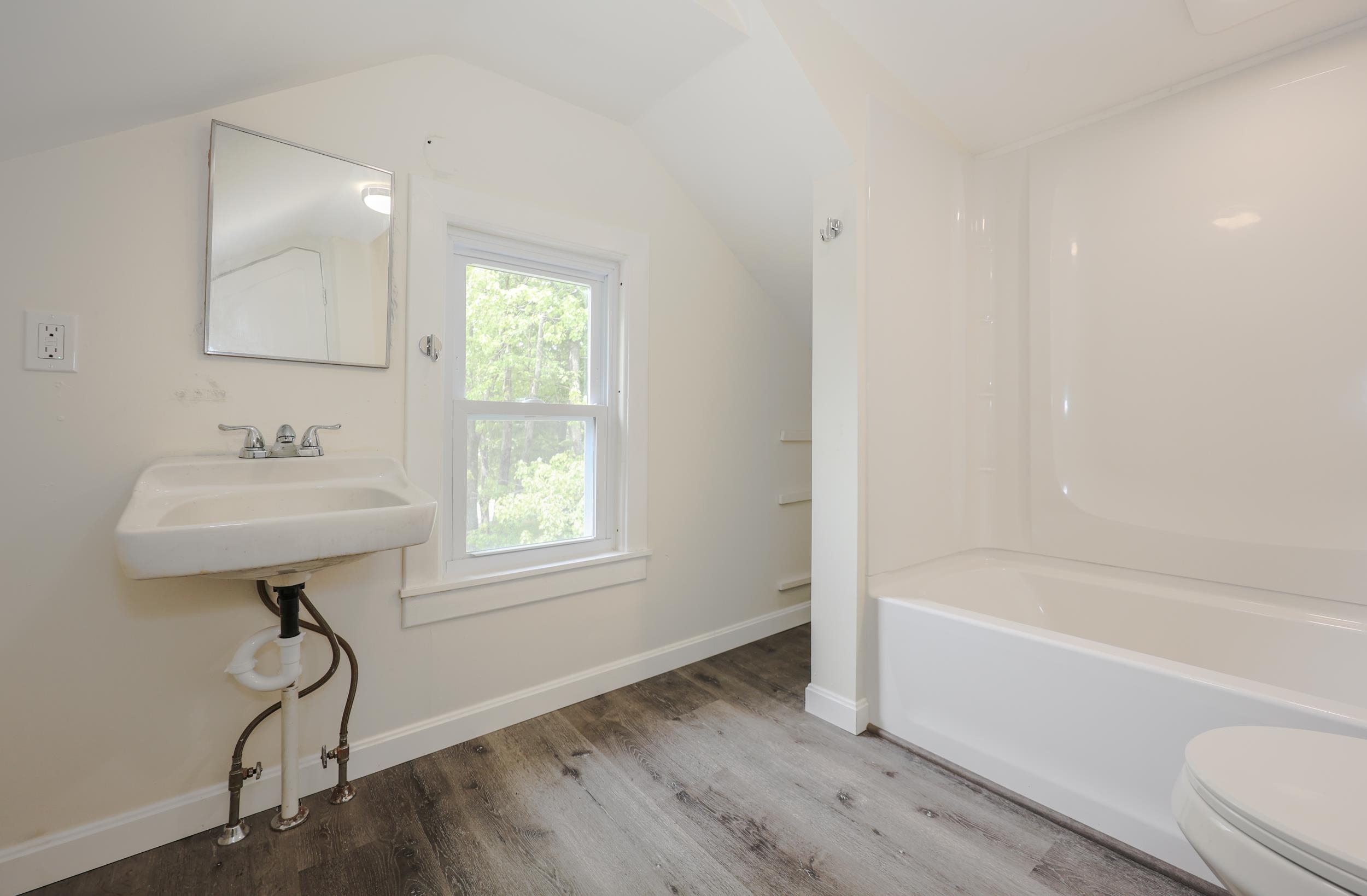 171 Eastern Avenue Rochester, NH 03867 - Photo 23 of 28