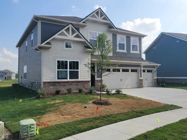 $459,995 | 1381 Turner Trace Place South, Avon, IN 46123